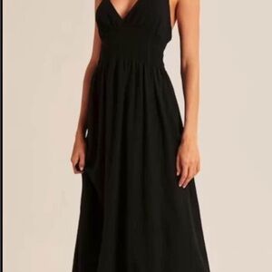 Elegant Black Maxi Dress
